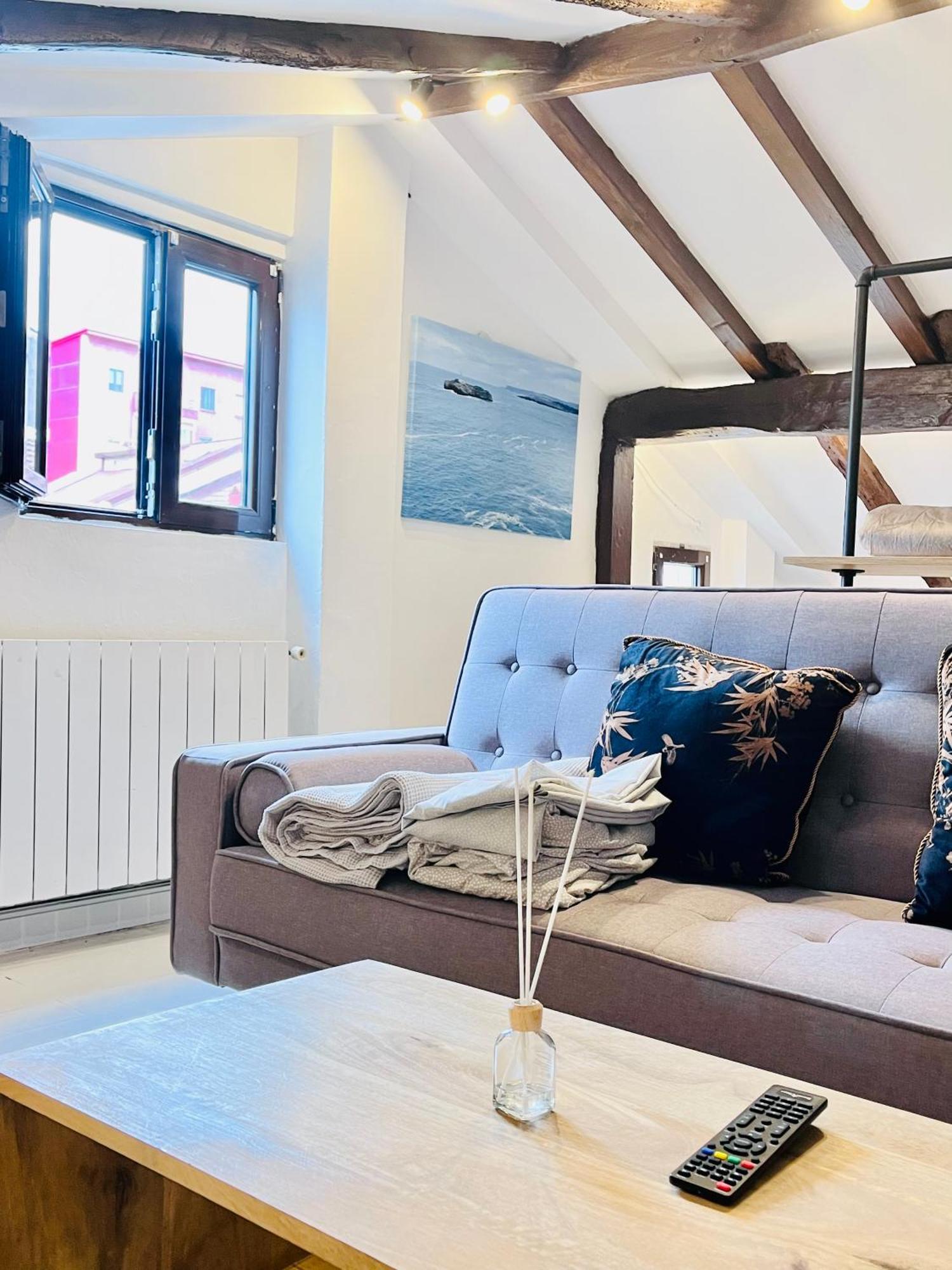 Loft Buhardilla En Perfecta Ubicacion Apartment Santander Exterior photo